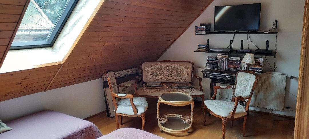 Kemences Kert Apartment Pilisszentivan Exteriör bild